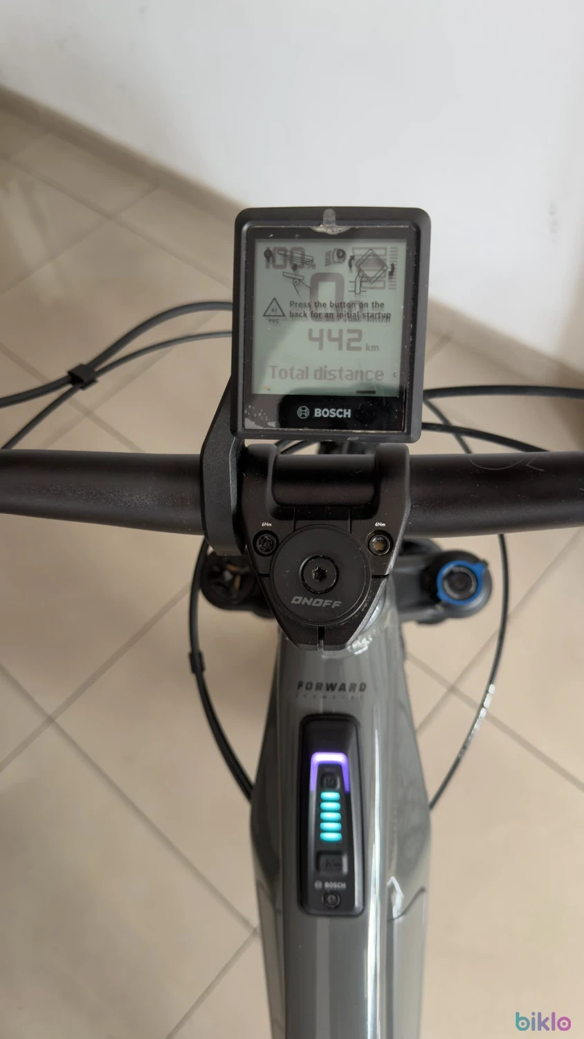 2. Bicicleta Mondraker Chaser 2025 29" Grey Black Ebike