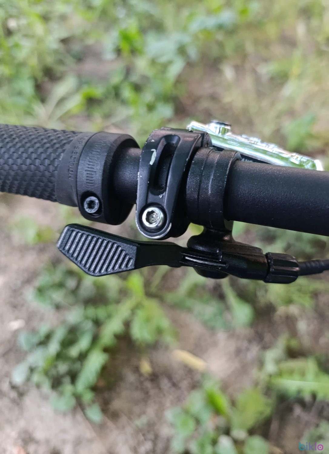 9. Nukeproof scout 275 L cu roti de 29