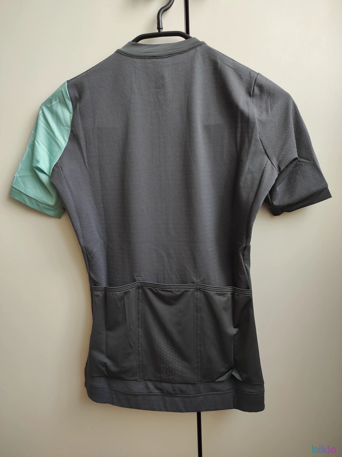 4. Tricou dama Mavic Essential Carbon/Mint marimea XS, nou