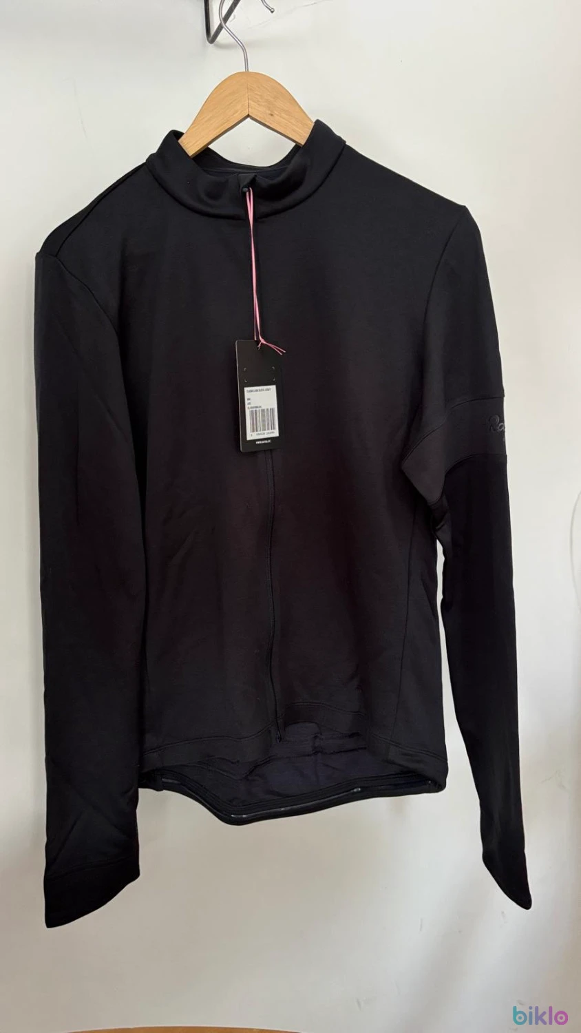 5. Rapha Classic Long Sleeve Jersey