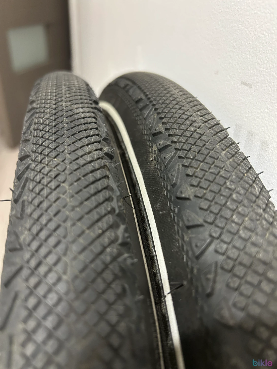 3. Vand pereche anvelope Continental SpeedRIDE 42-622 (700x42C) folosite