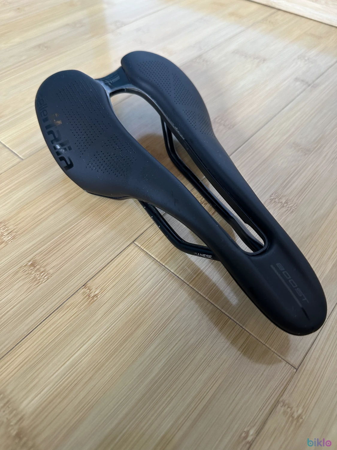 1. Sa Selle Italia SLR Boost Superflow S