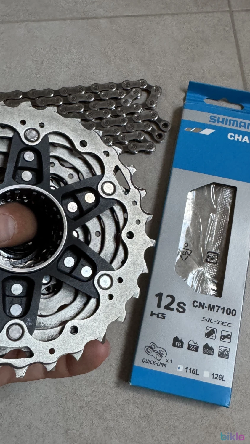 5. Casetta Pinioane 11-30 si lant 12 viteze Shimano Ultegra