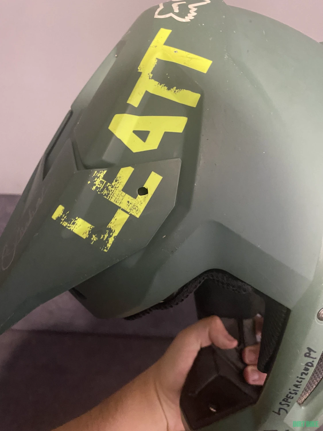 5. Casca Leatt dbx dh 1.0