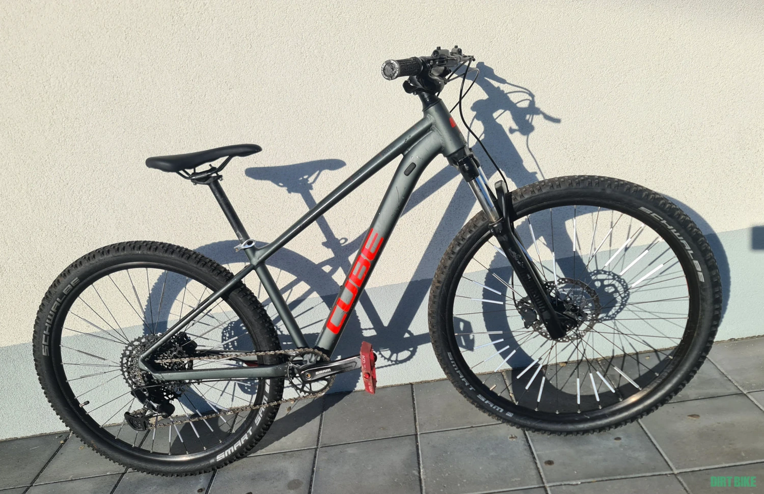 1. Cube Analog FlashGray roti 27,5"