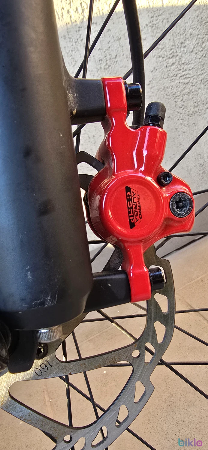 8. Rockrider 520 MTB 26” Shimano Acera Frâne Hidraulice Mărimea S