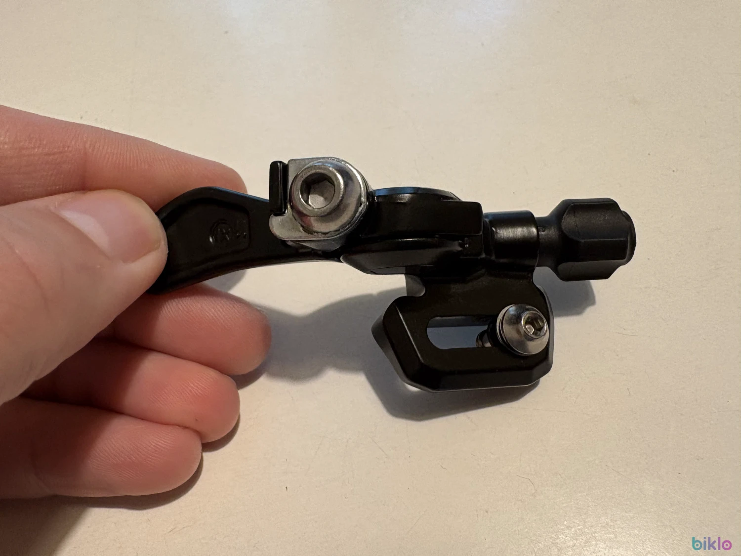 3. Maneta dropper Shimano sl mt500 I-spec ev