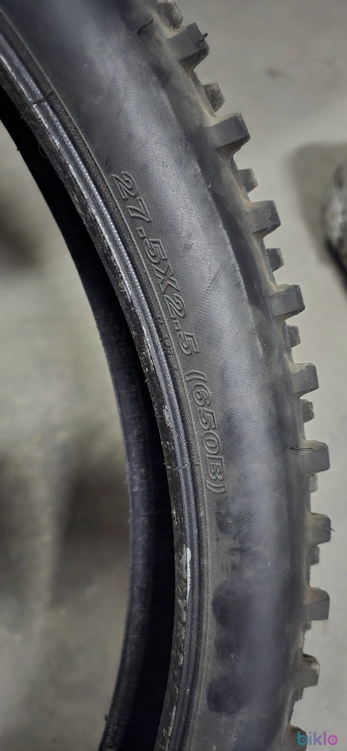 4. Pereche Maxxis WinterScream 27.5x2.5 ca noi