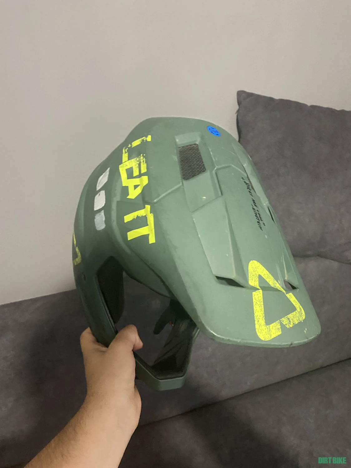 4. Casca Leatt dbx dh 1.0
