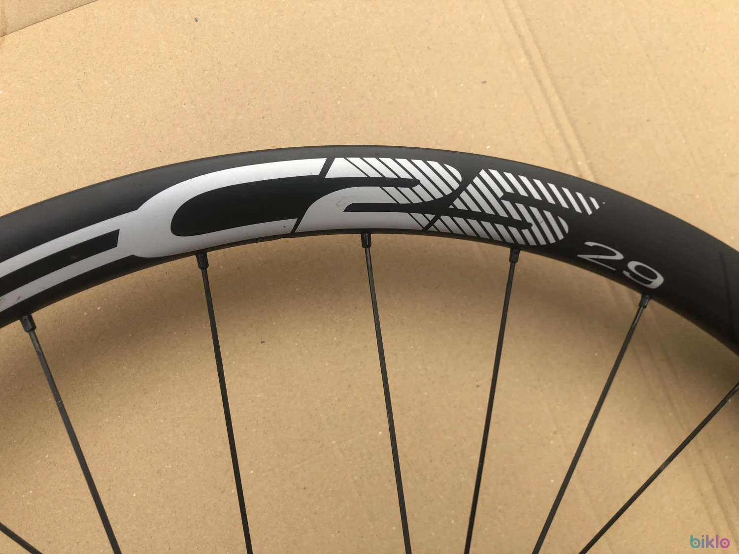 3. Roata fata carbon BH Evo XC25 boost 29