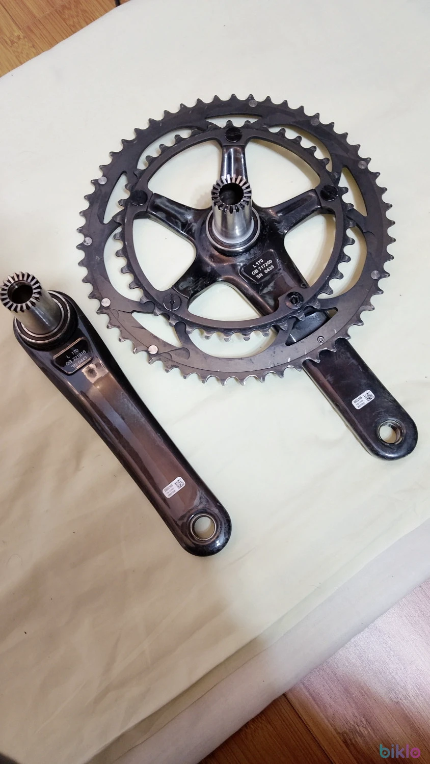 1. Pedalier UltraTorque Campagnolo Chorus carbon 11 speed