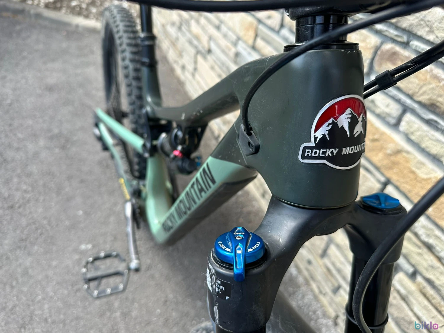 4. Rocky Mountain Altitude Carbon 70, mtb full suspension, mullet