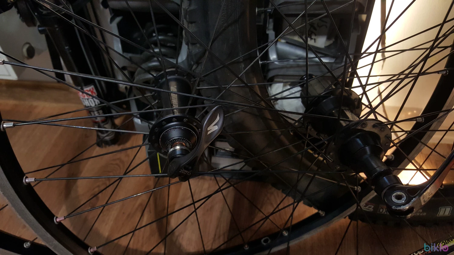 3. Roti S Works Onyx DTSwiss Mavic 26 Inch V Brake