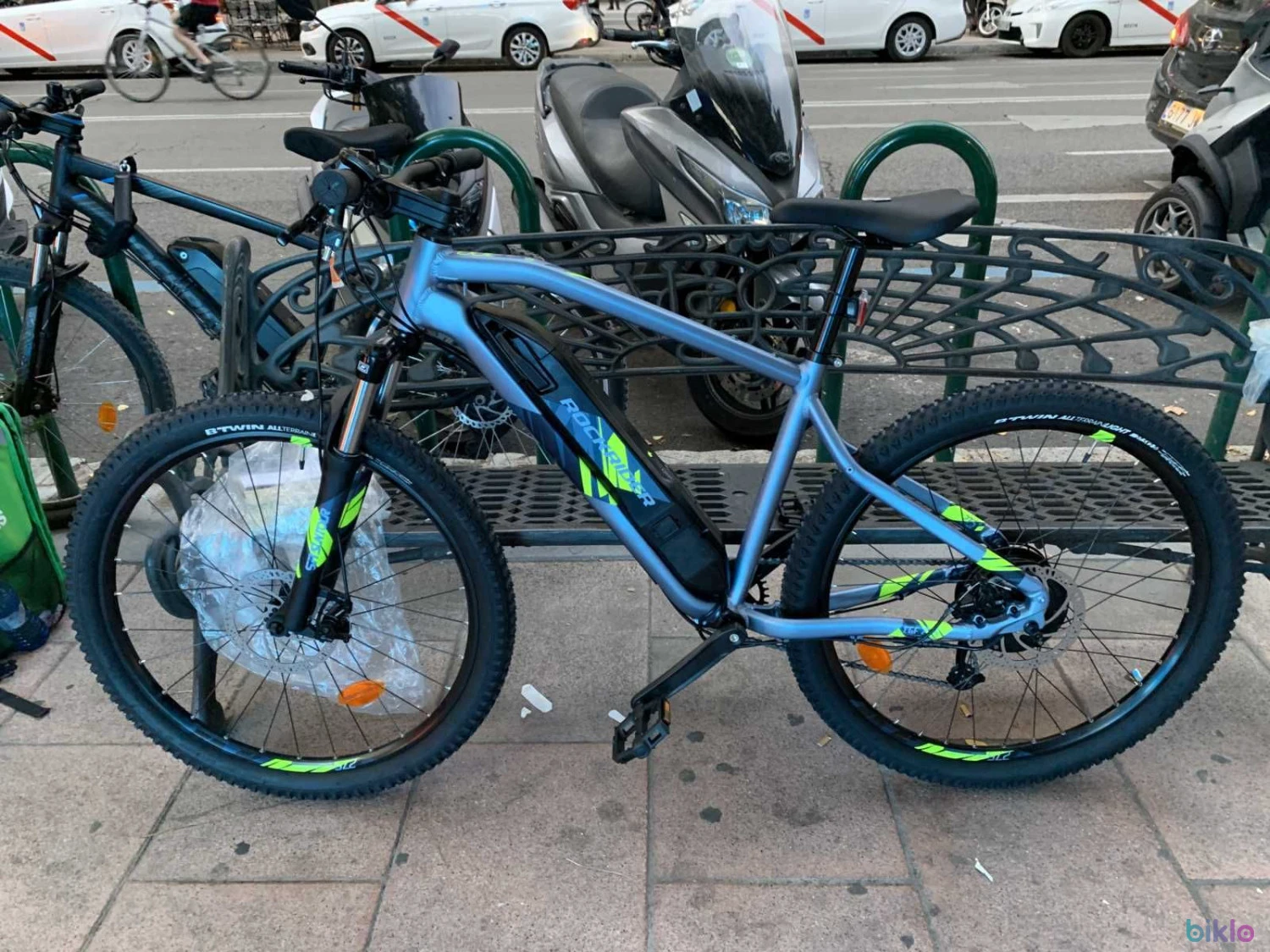 1. +++ Bicicleta ( MTB ) electrica B'twin Rockrider E-ST 100 +++