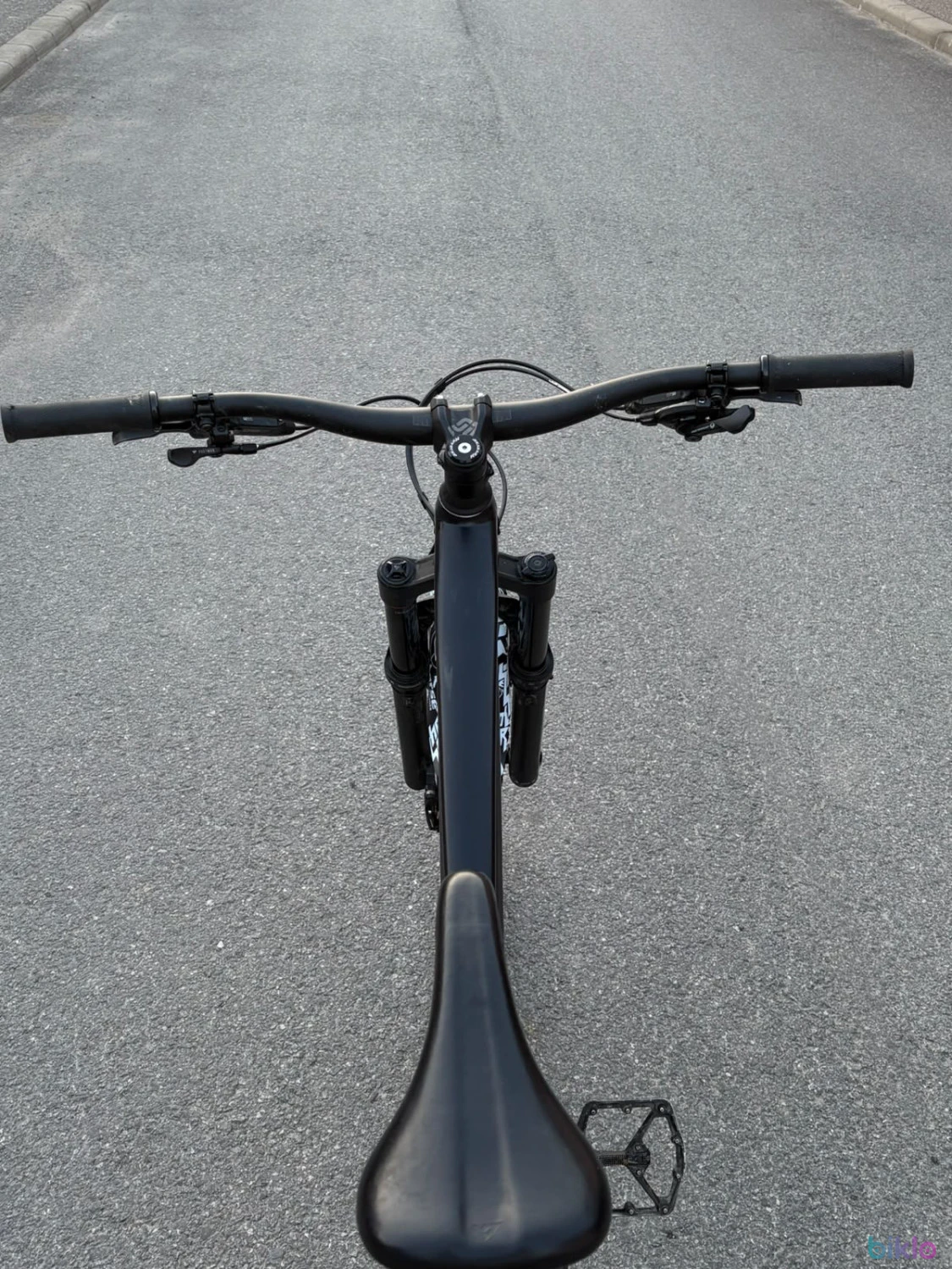 3. Yt jeffsy core 1 ,2024 L rockshox