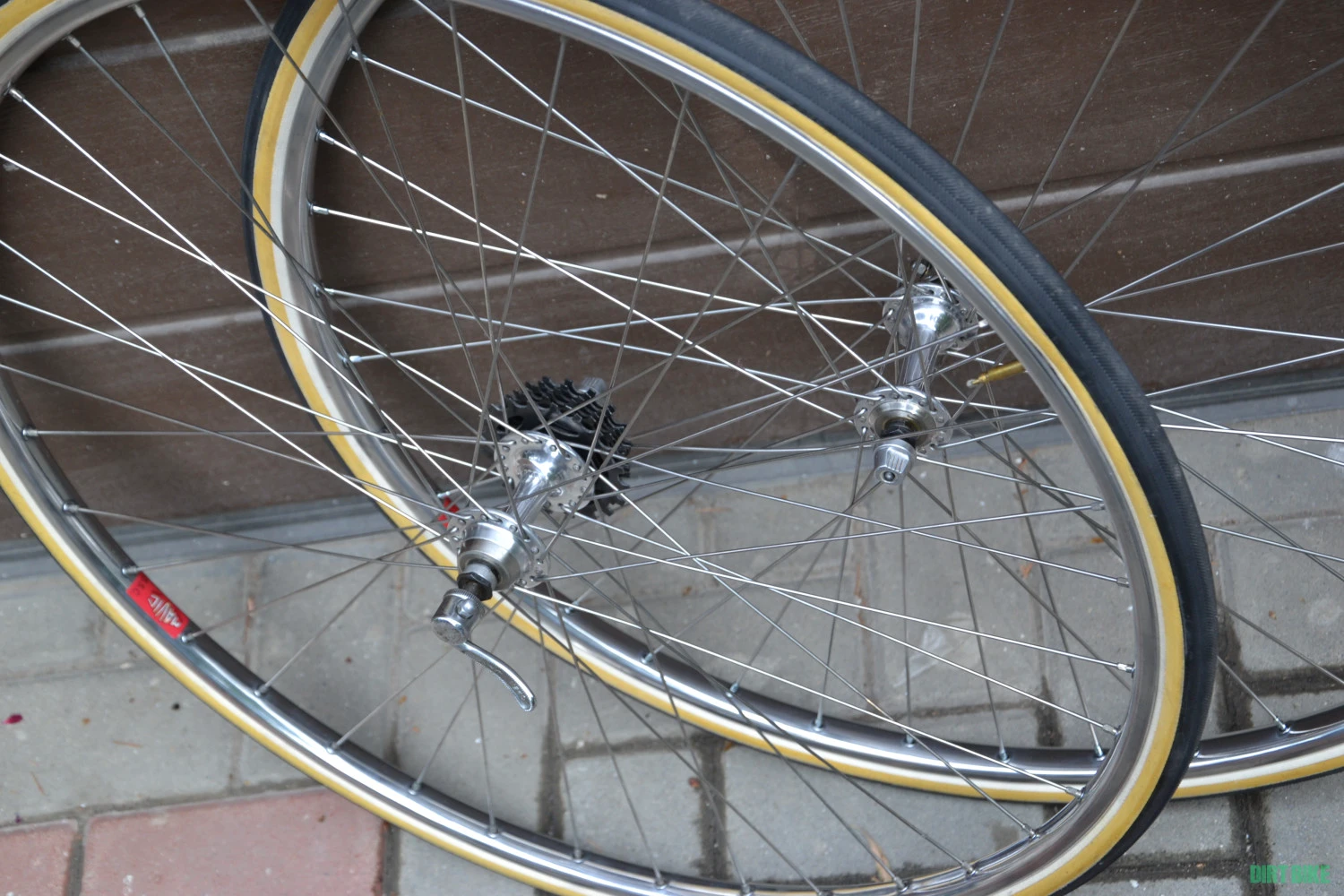 3. Roti complete Shimano / mavic curse 1-st generation