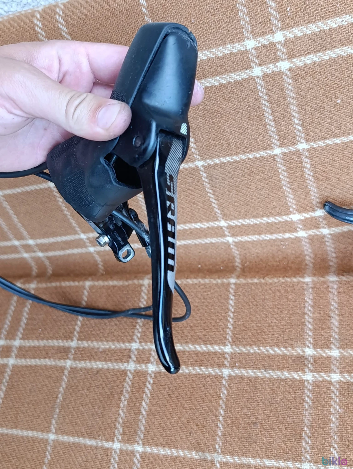 5. Groupset Sram Force si Rival