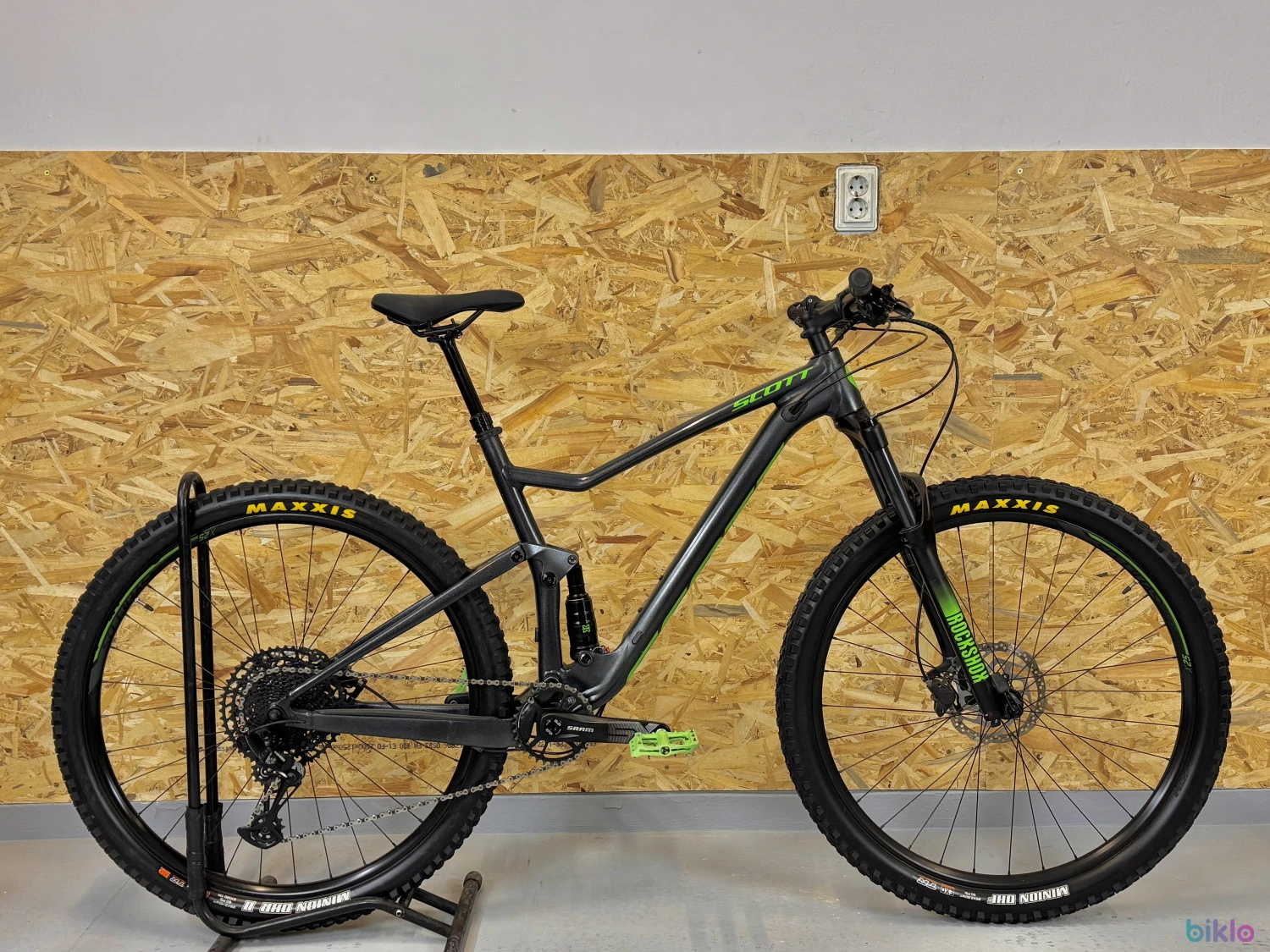 1. Scott Spark 970 bicicleta crosscuntry xc enduro mtb nu canyon cube