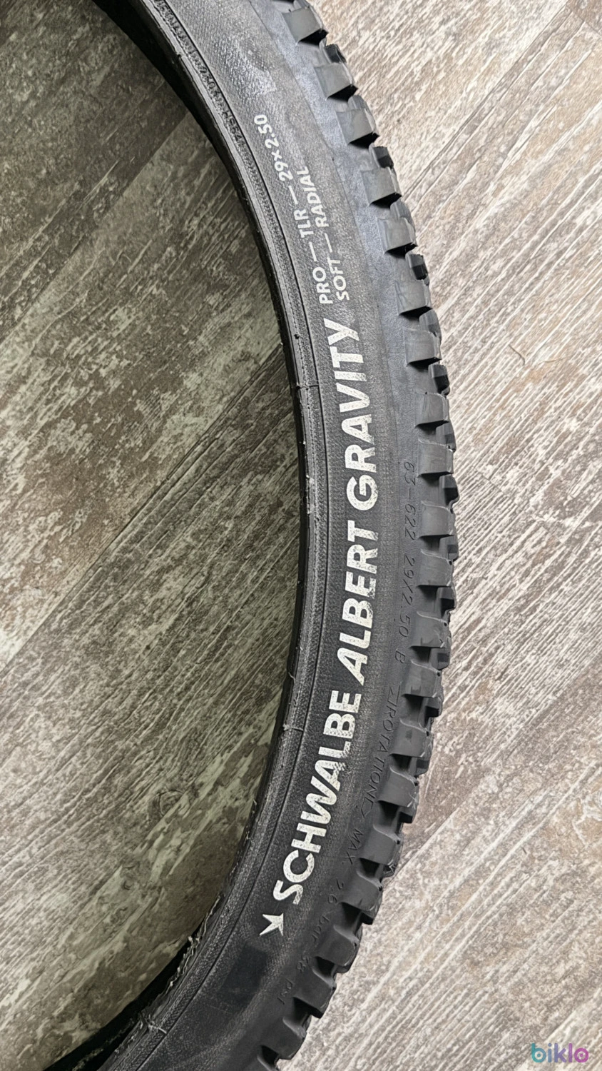 2. Cauciuc schwalbe albert radial 29"