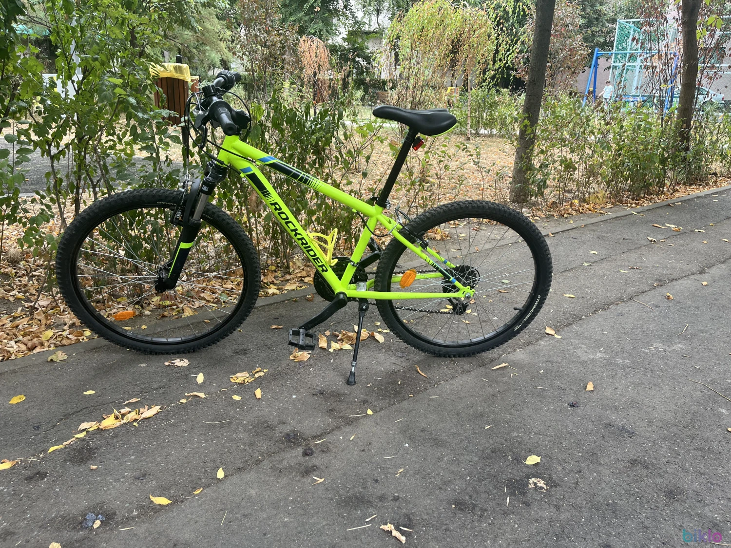 2. RockRider ST500 (9-12 ani) verde
