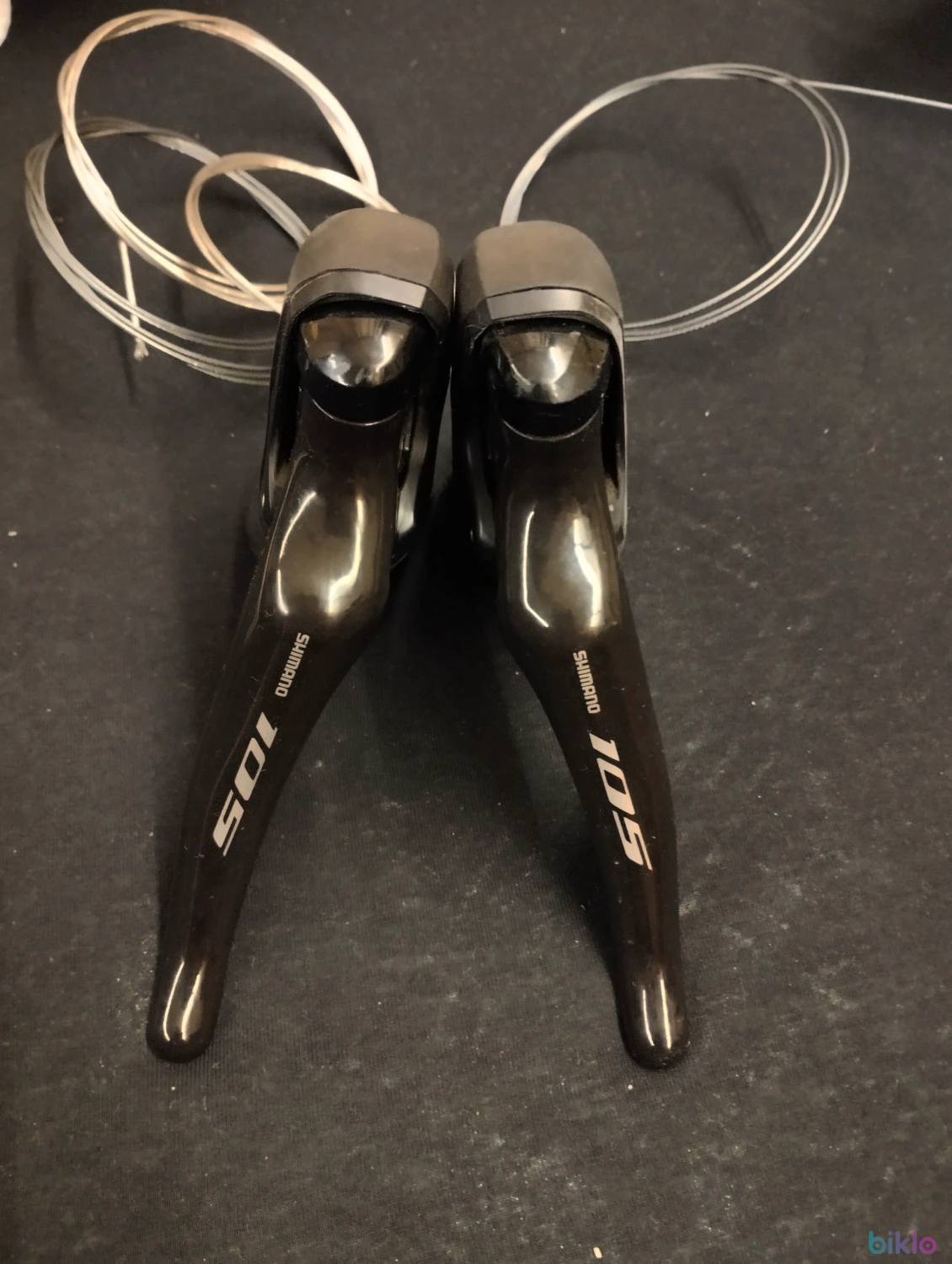 1. Manete Shimano 105 ST-R7000 2x11