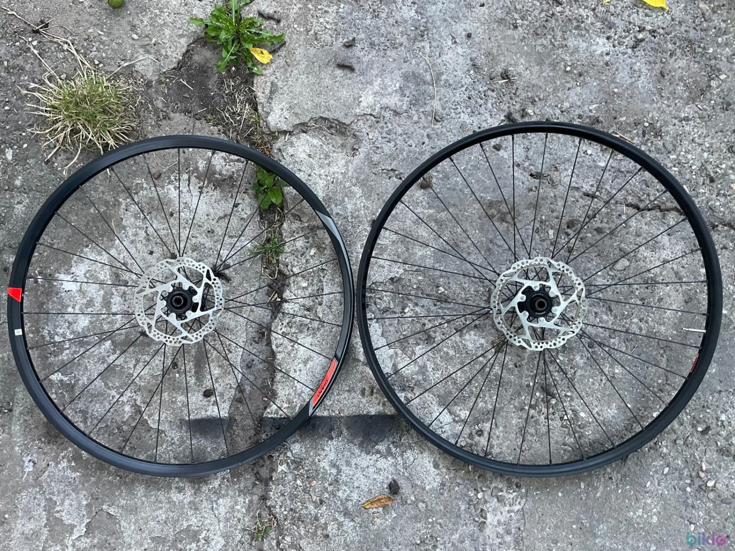 2. Set roți gravel 28” WTB/Giant/Shimano 142/100x12 mm