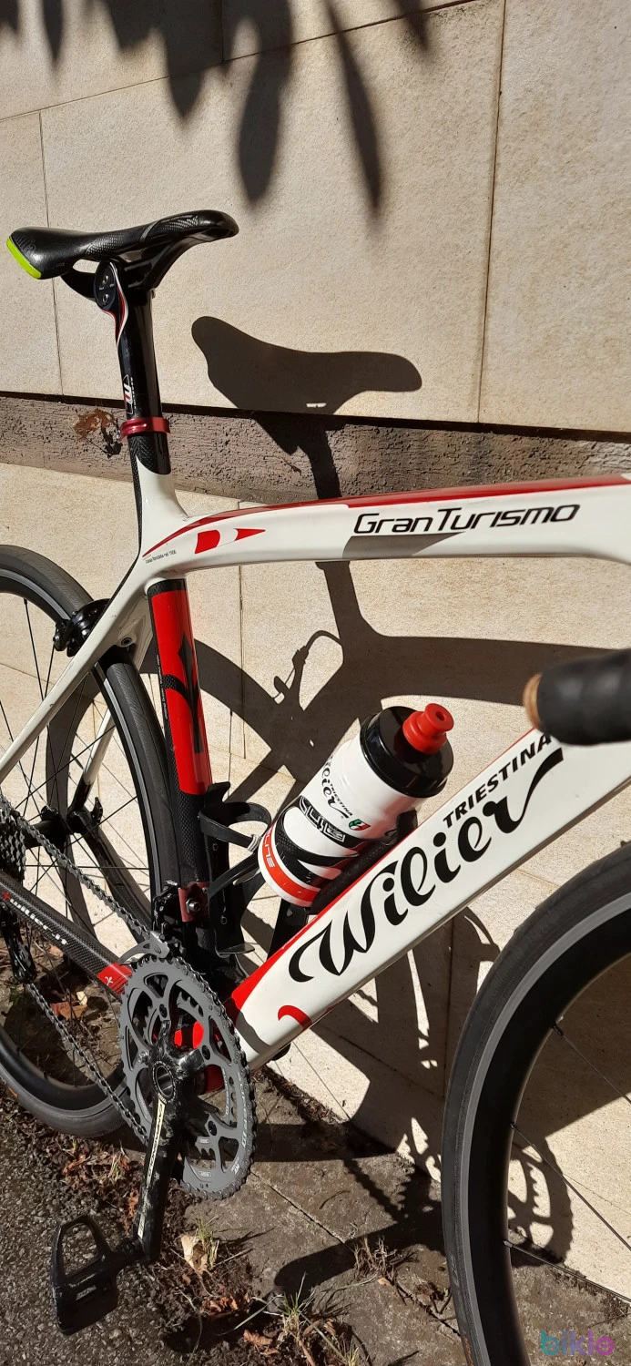 2. Wilier Gran Turismo Campagnolo Chorus 11v (7.3kg) - Campina/Bucuresti