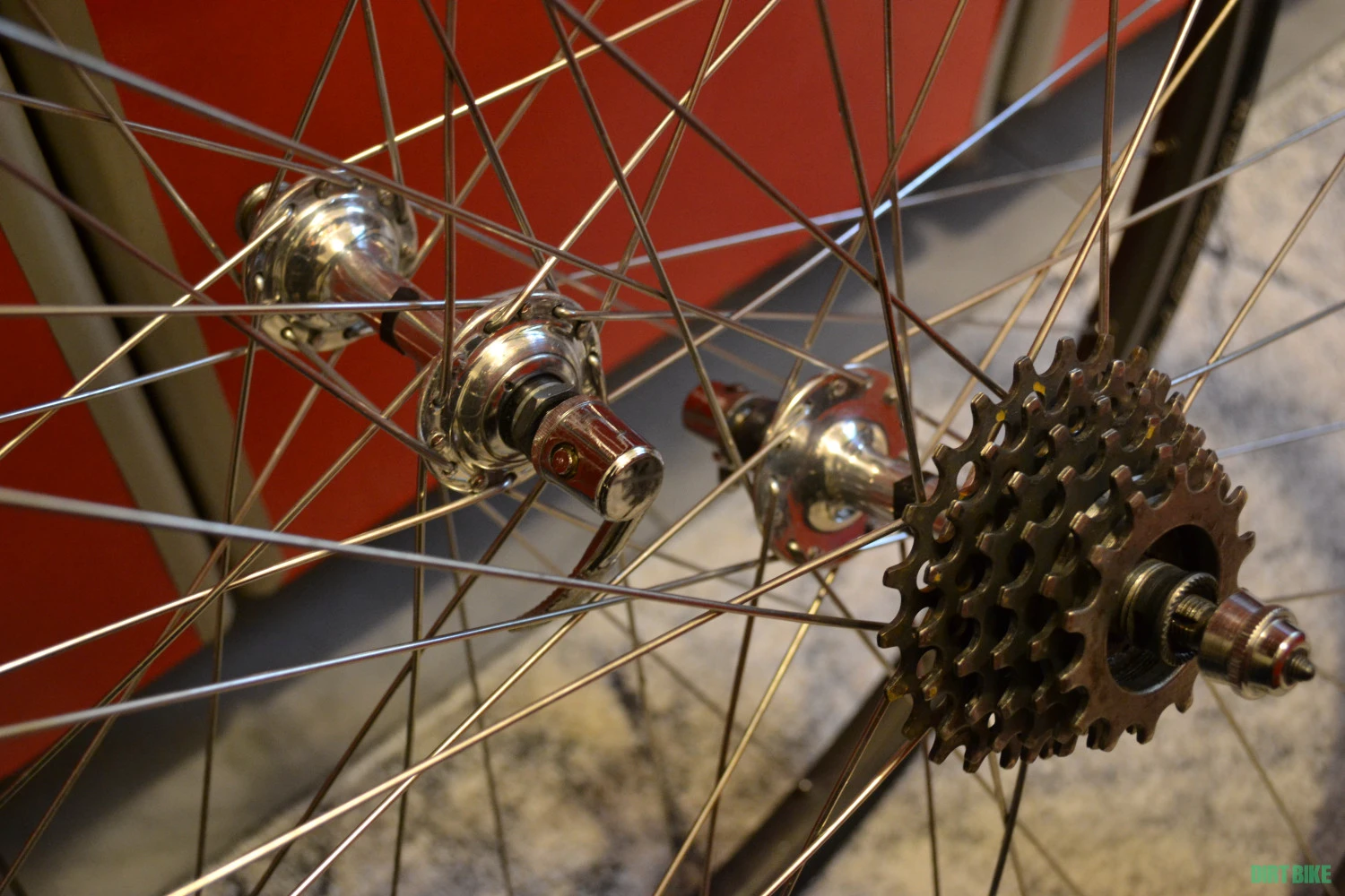 1. Roti Campagnolo Record 28 spite clincher 1980-Wolber