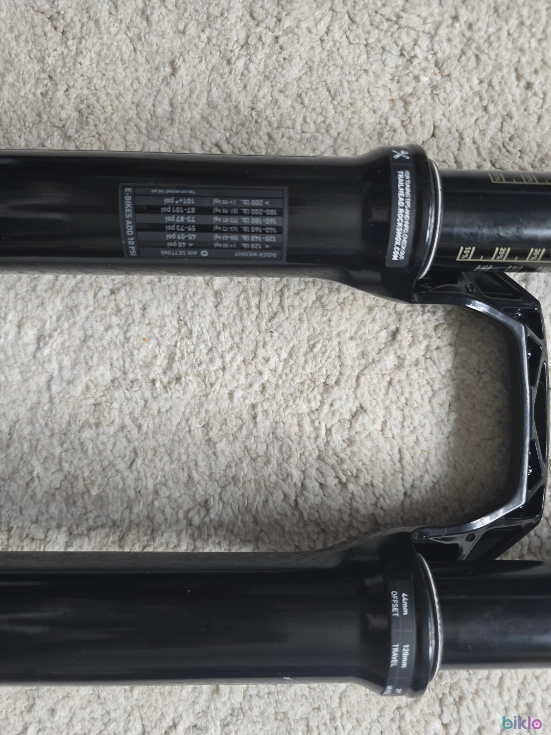 4. Furca ROCKSHOX SID SELECT 29" 120mm, 15x110mm