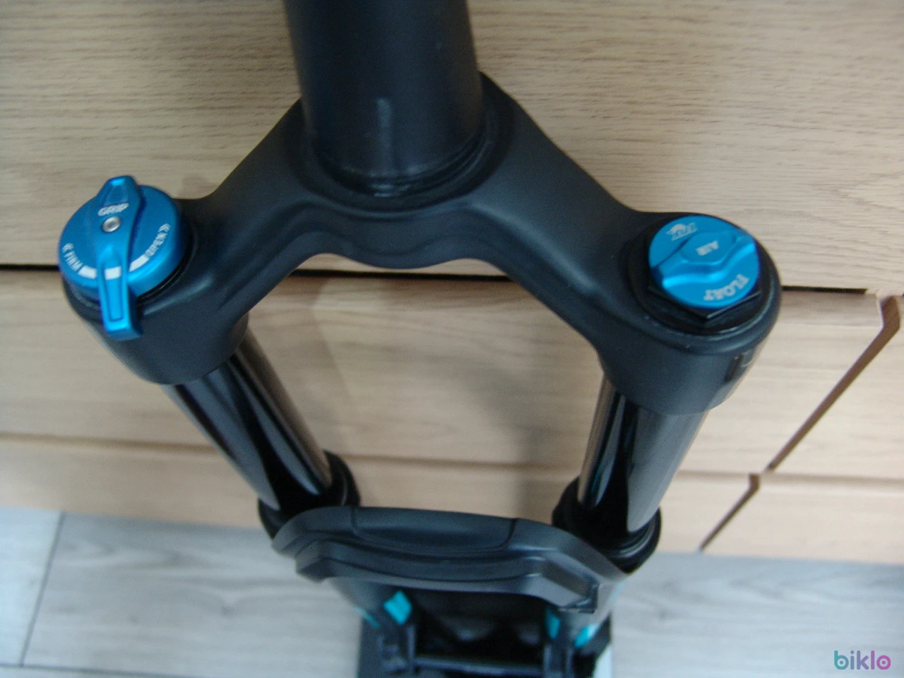 18. 29'' Fox 34 Performance Boost 140mm
