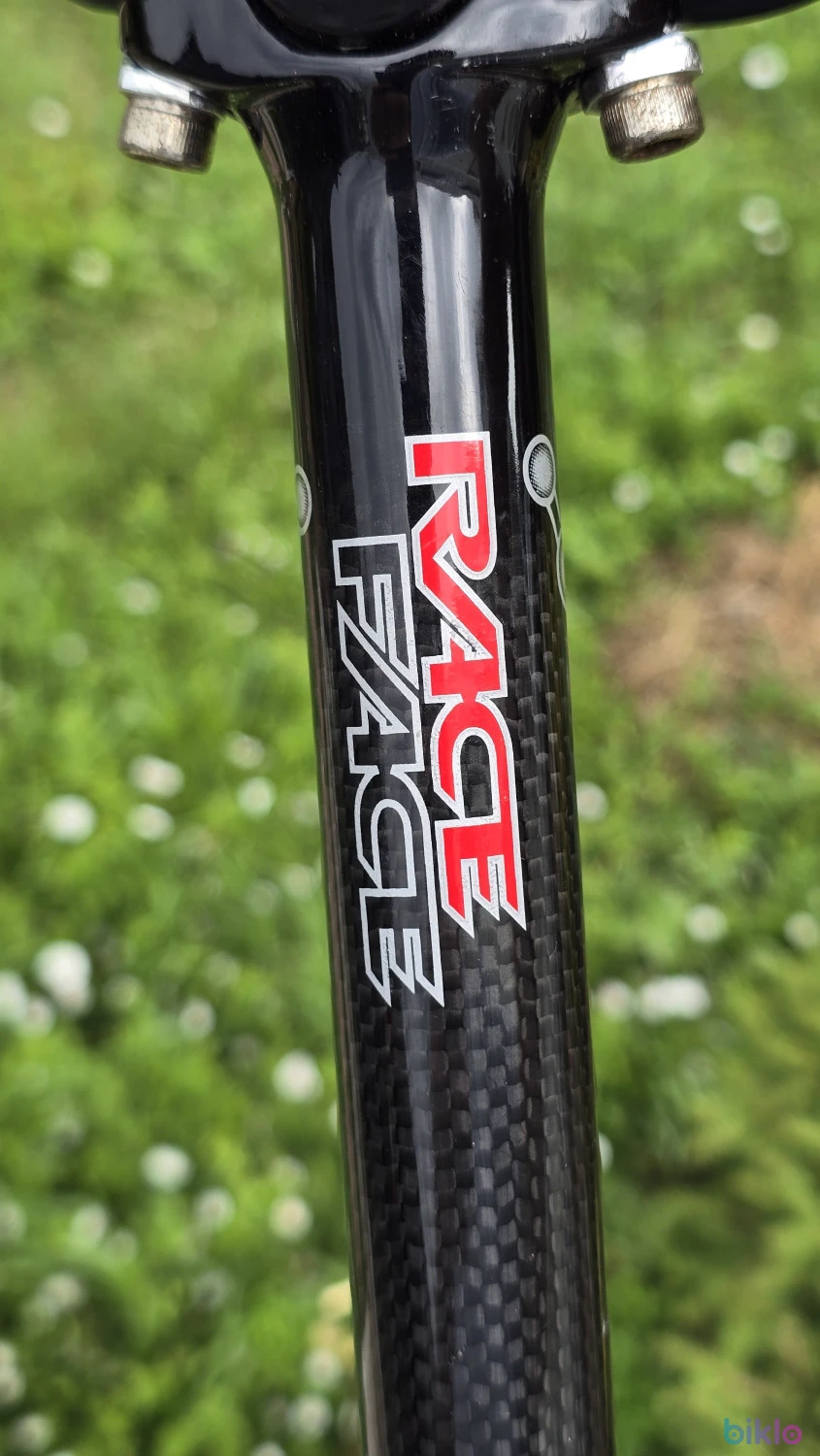 1. Tija sa RaceFace carbon 27.2