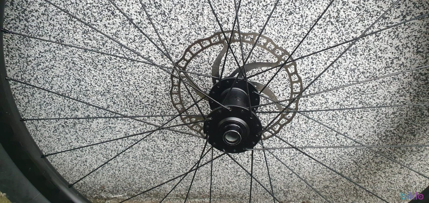 3. Roti MTB/cross-country carbon 29" Bontrager Kovee Elite 30 boost TLR 12s