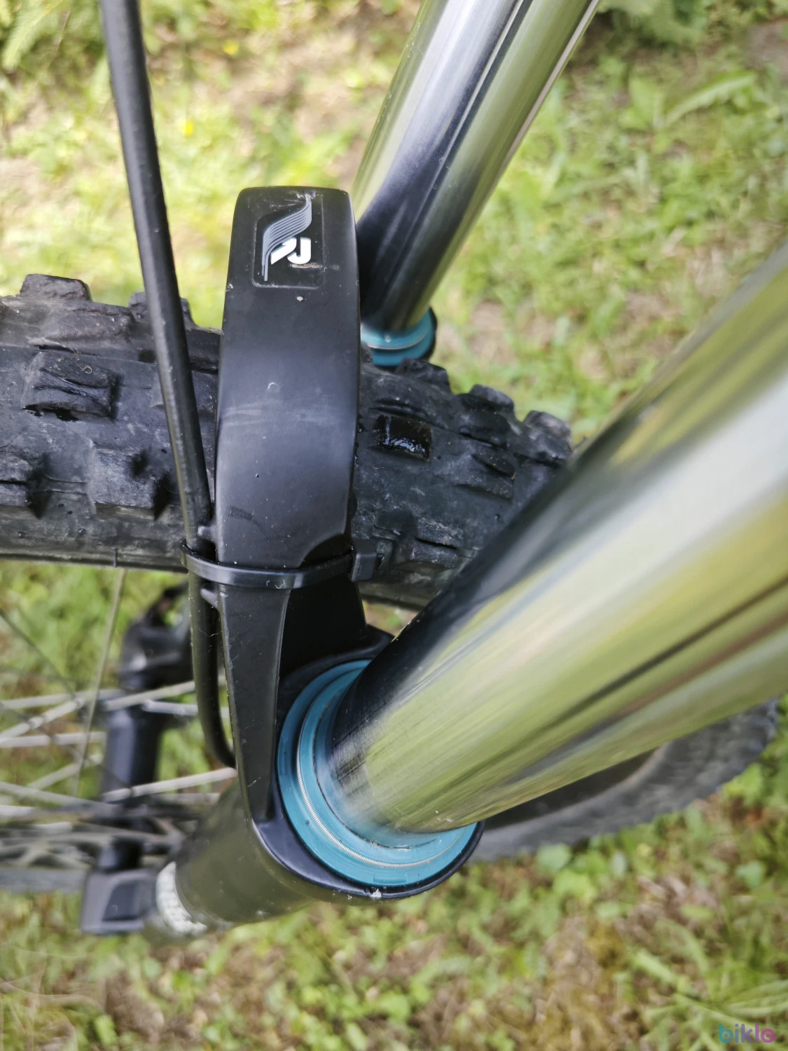 2. Kona Entourage
