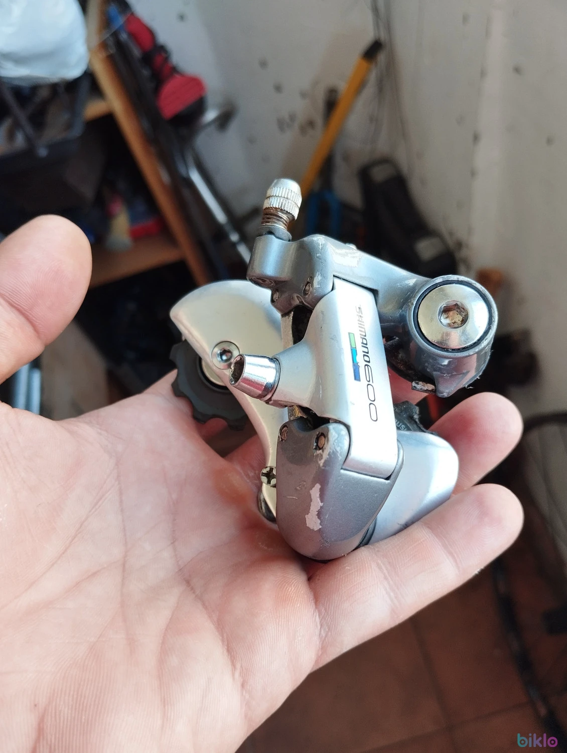 4. Schimbator pinioane Shimano 600