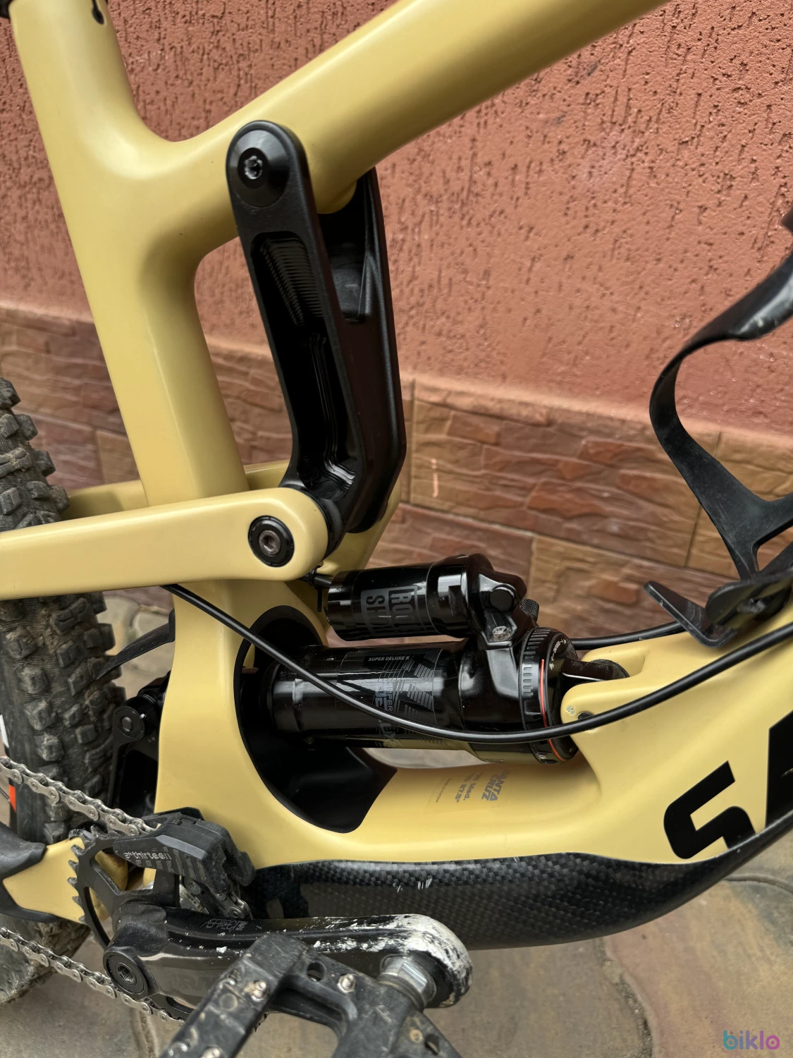 9. Santa Cruz Nomad C4
