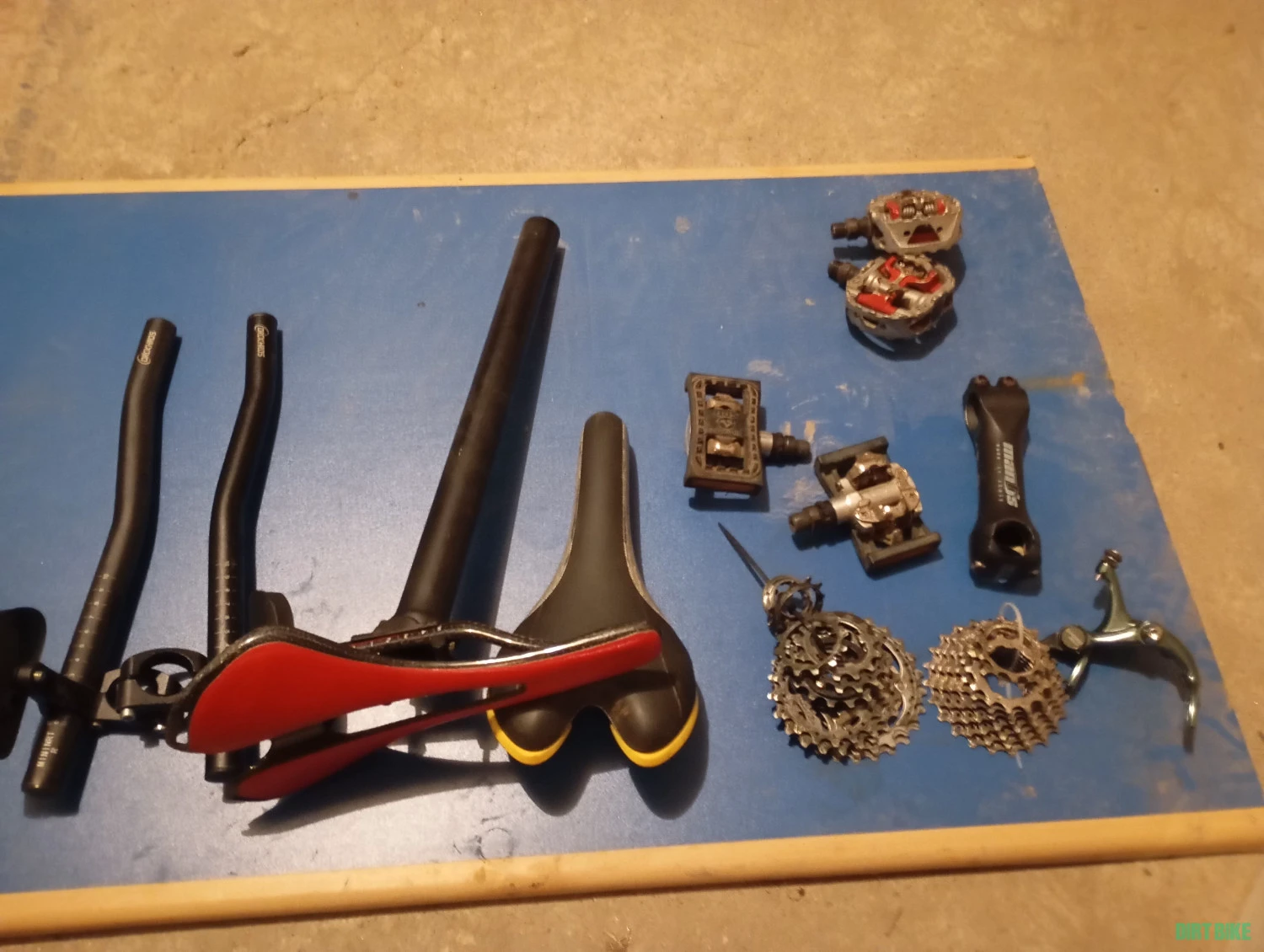 1. Pedale mtb shimano pd m520