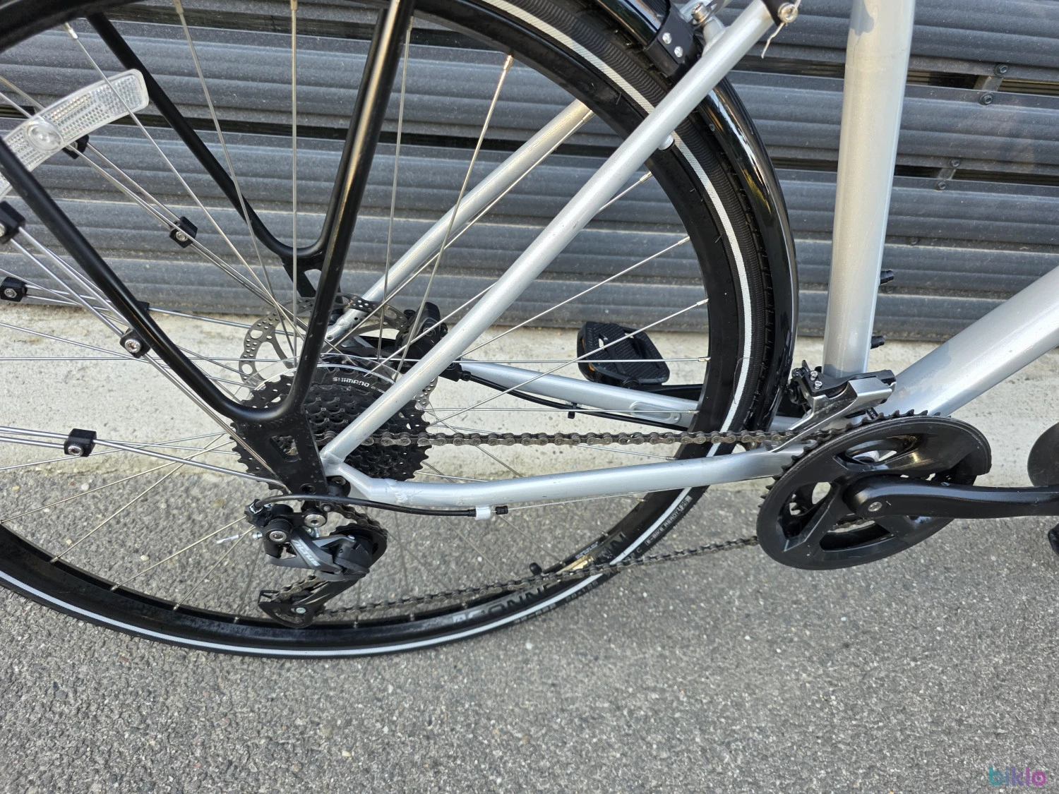 6. Trek FX2 citybike roti 28"