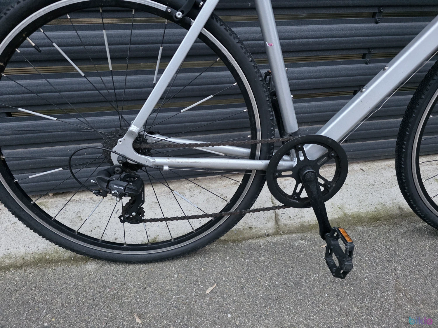 6. Gravel Riverside RC100
