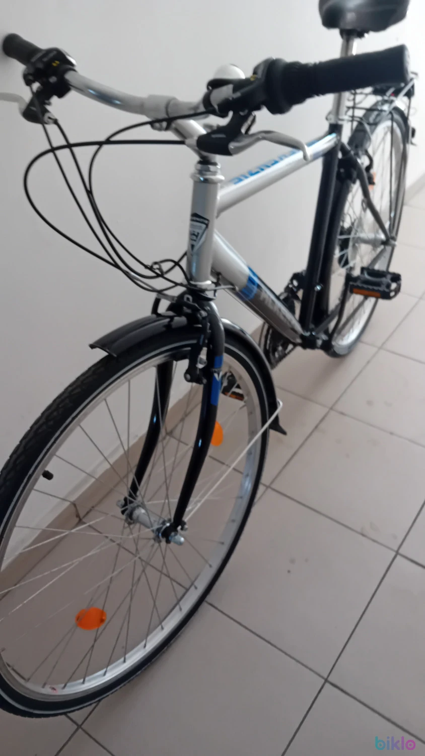 8. Bicicleta germana pe 28 inchi