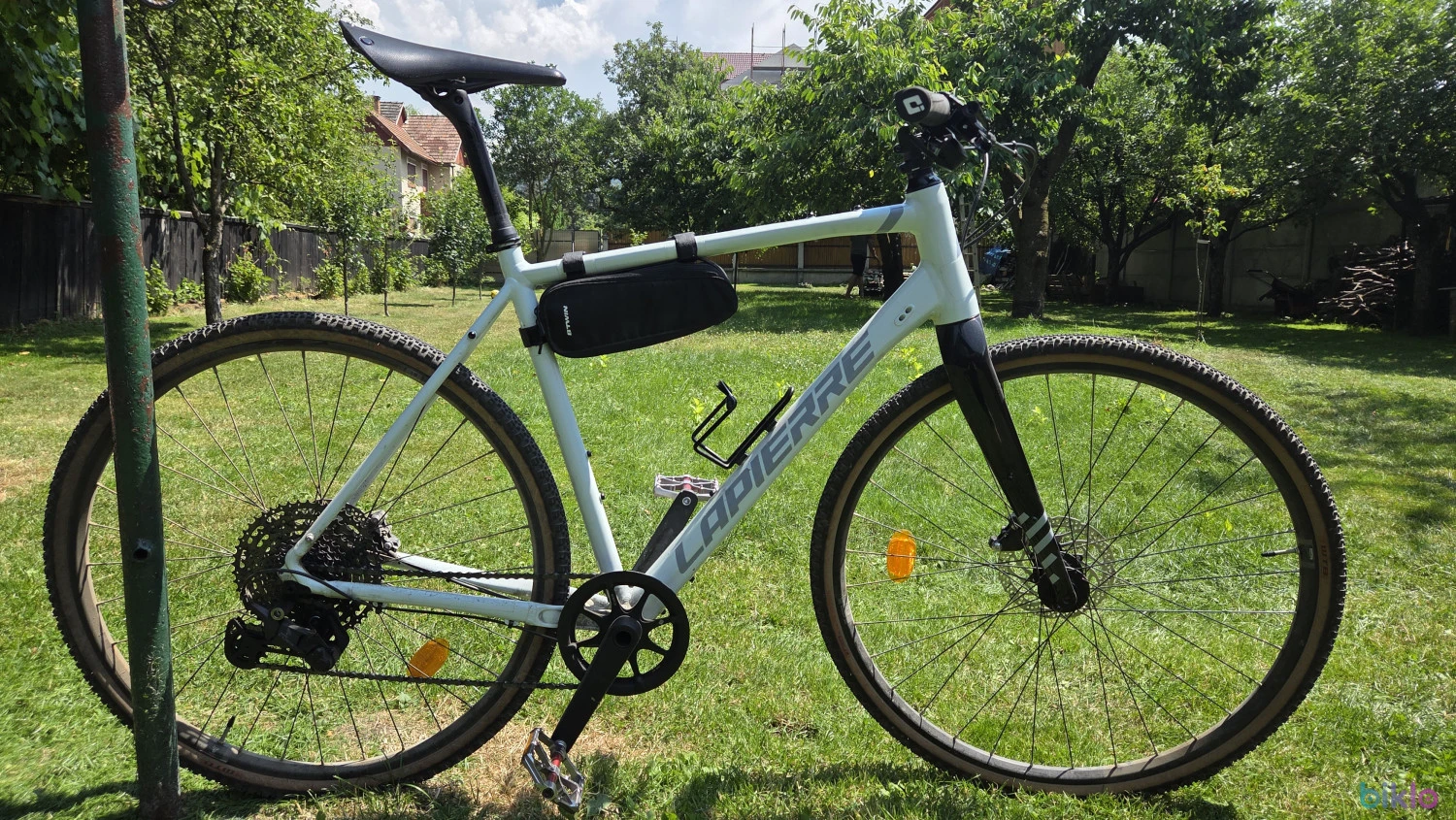 2. Bicicleta Gravel flatbar L
