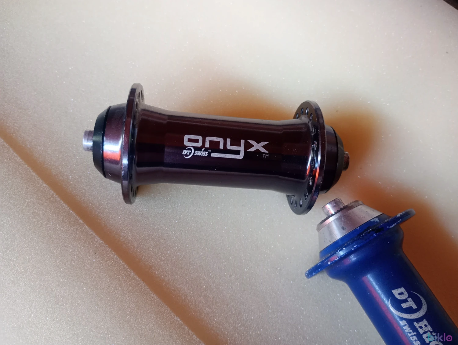 1. Dt swiss Onyx