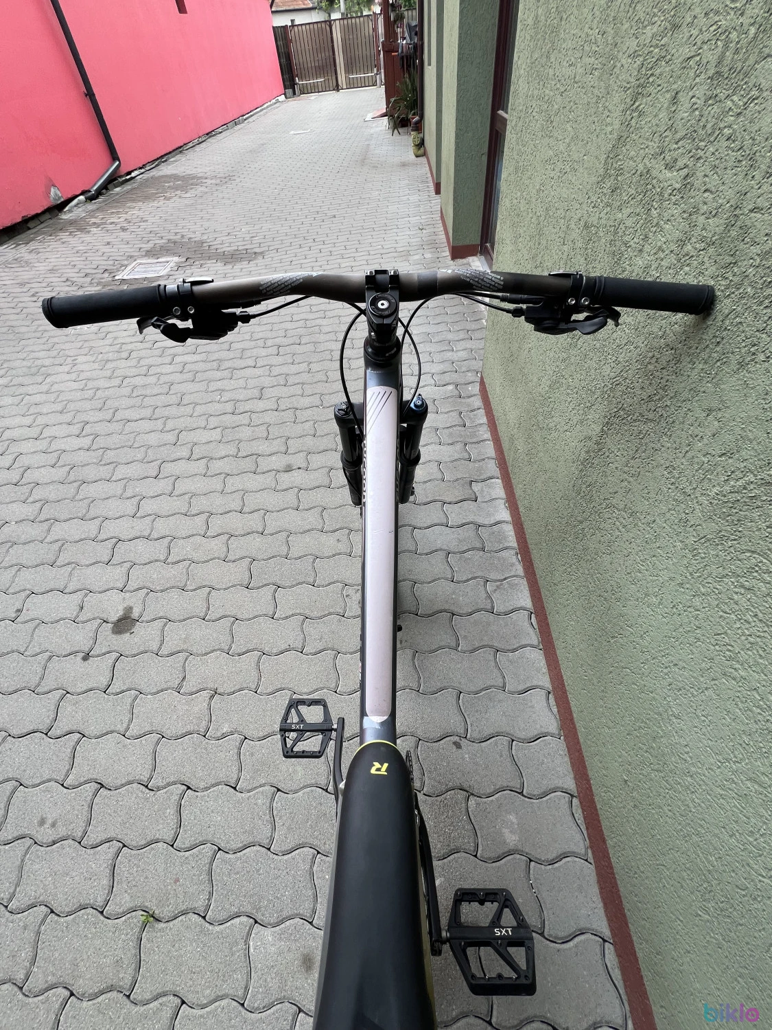 3. Bicicleta wnduro Steppenwolf Tycoon