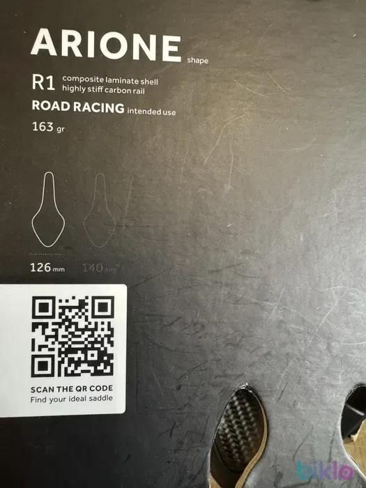 2. Sa Fizik Arione R1 open brate carbon ca si noua, stare excelenta, la cutie