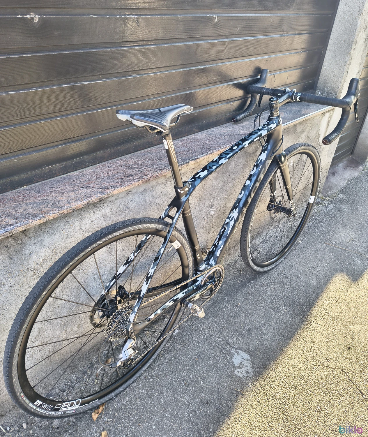 5. Gravel Kuota Ka-Road LFS Carbon SRAM Rival 1x DT Swiss