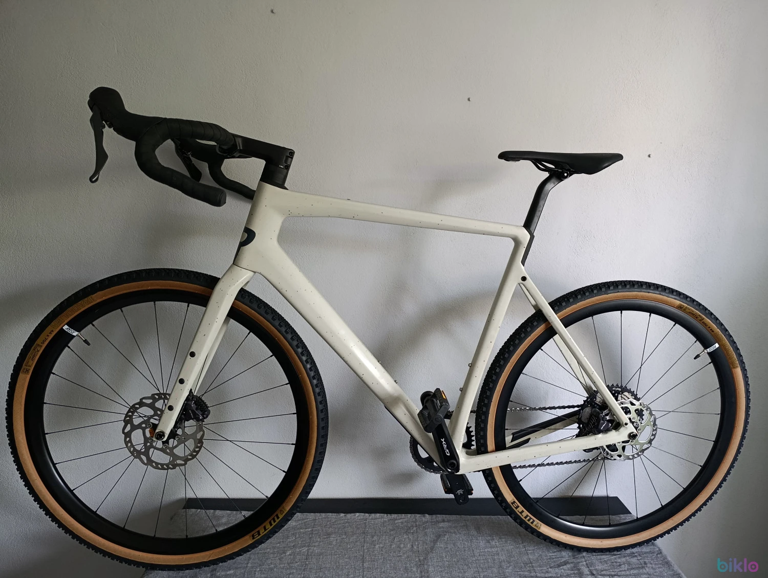 5. Rose Backroad GRX RX820 Carbon Gravel