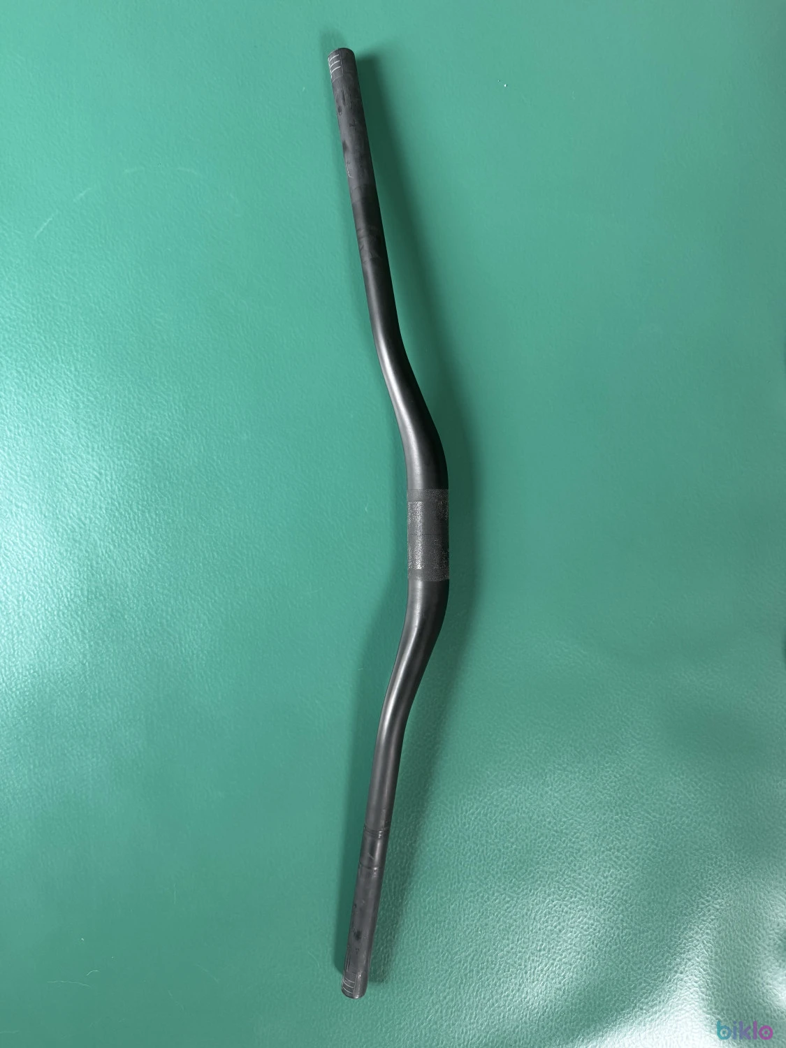 1. Ghidon carbon Roval Traverse SL 780 mm / 35 mm – Specialized
