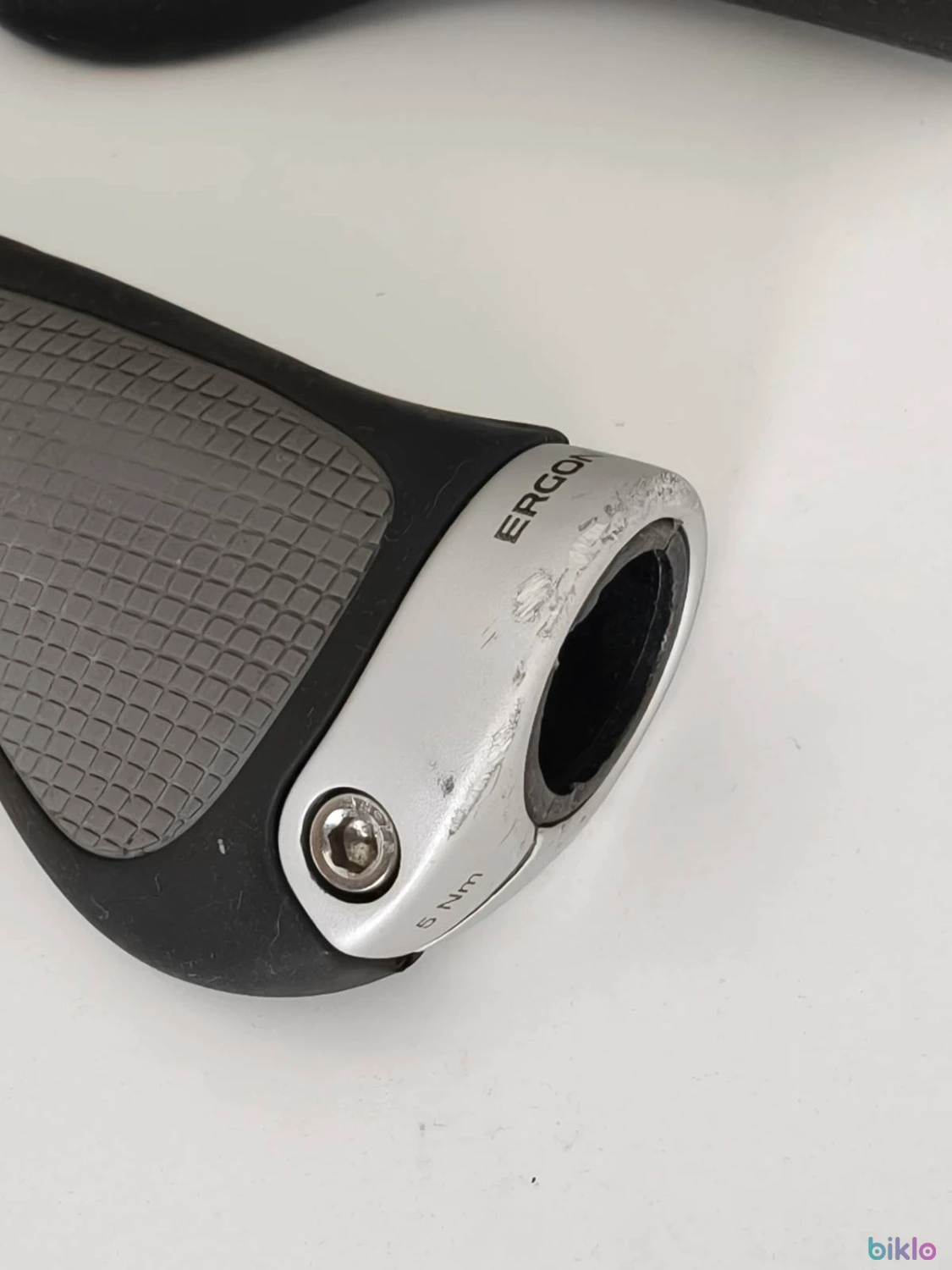 3. Mansoane ergonomice Ergon