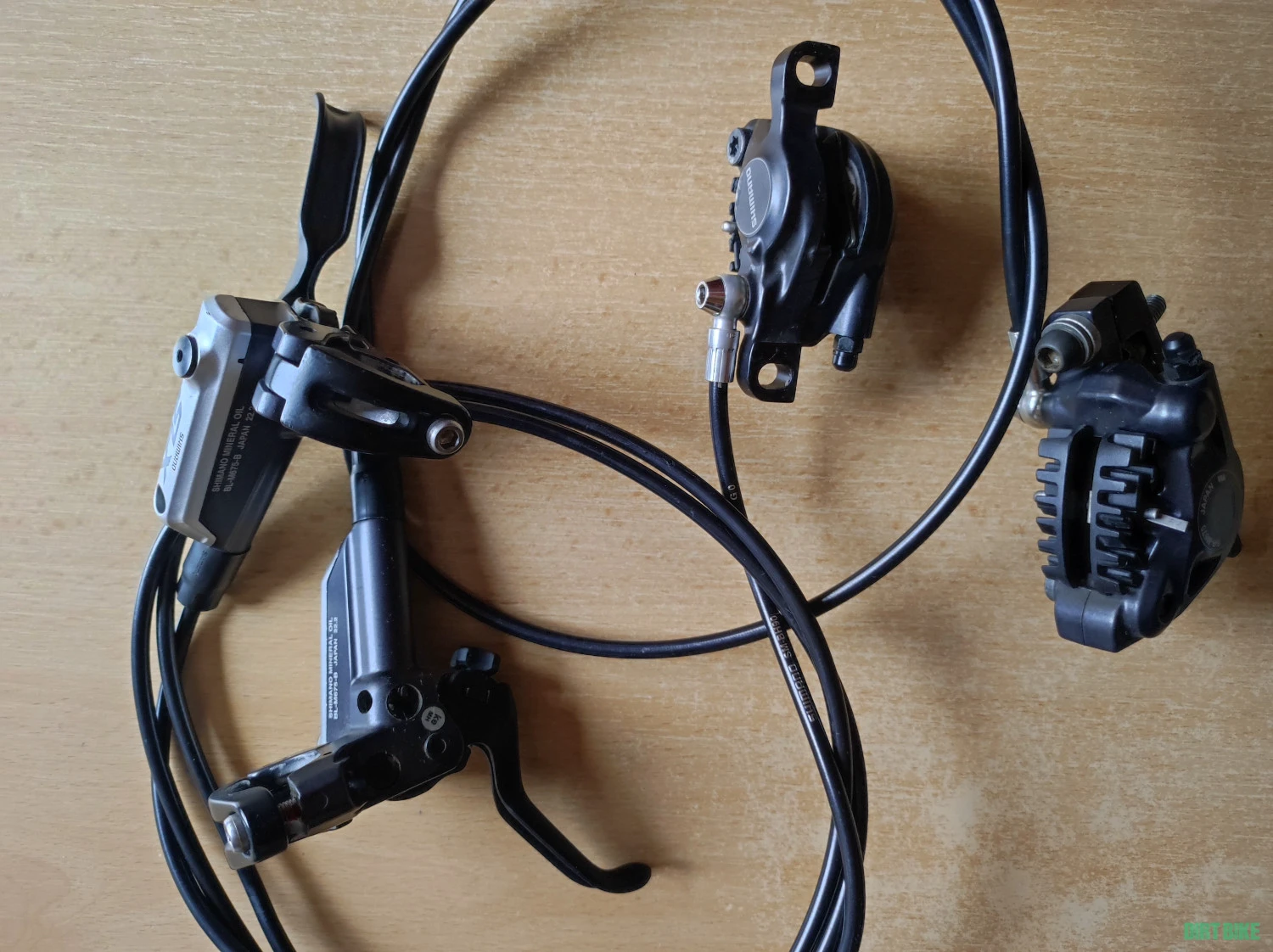 1. Frane Shimano SLX BL-M675-B