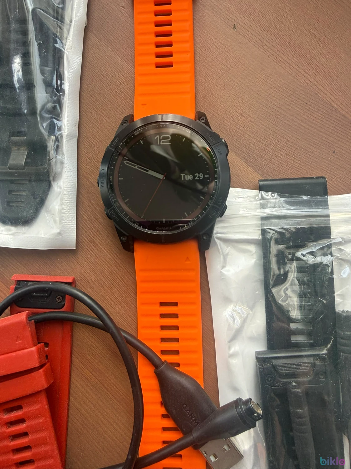 1. VAND CEAS GARMIN FENIX 7X SAFIR SOLAR 47 mm