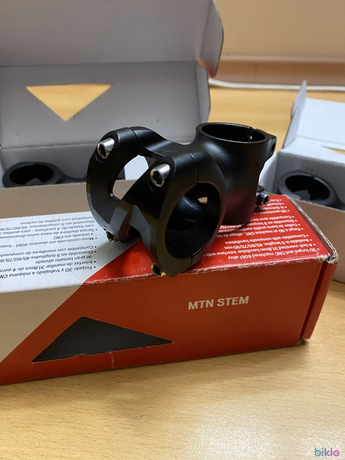 1. Specialized pipa 45 mm 125g MTN Stem
